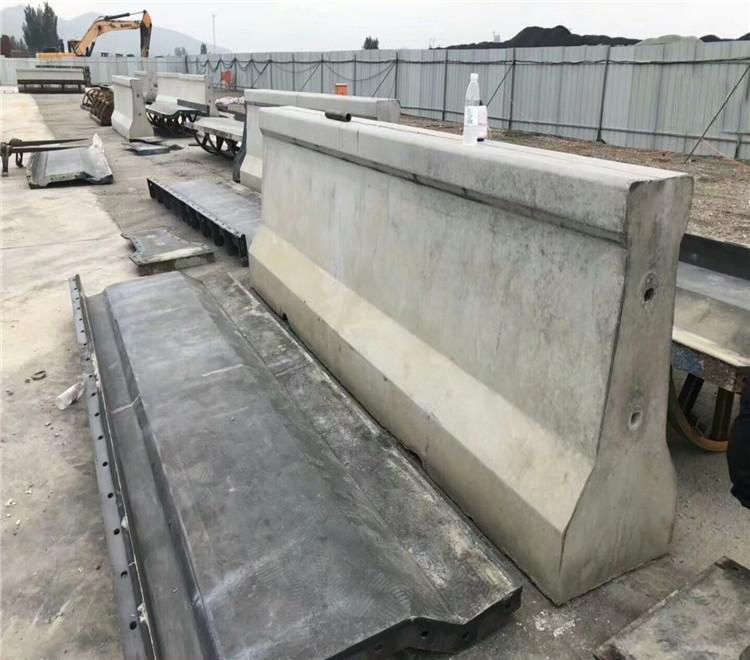 公路隔离墩乐动(中国)